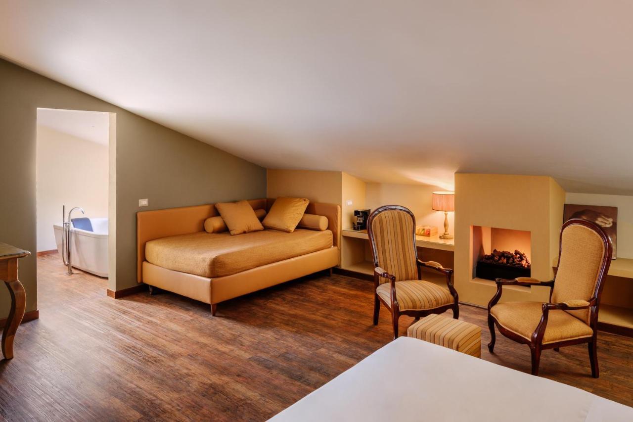 Hotel Royal Victoria, By R Collection Hotels Варена Екстериор снимка