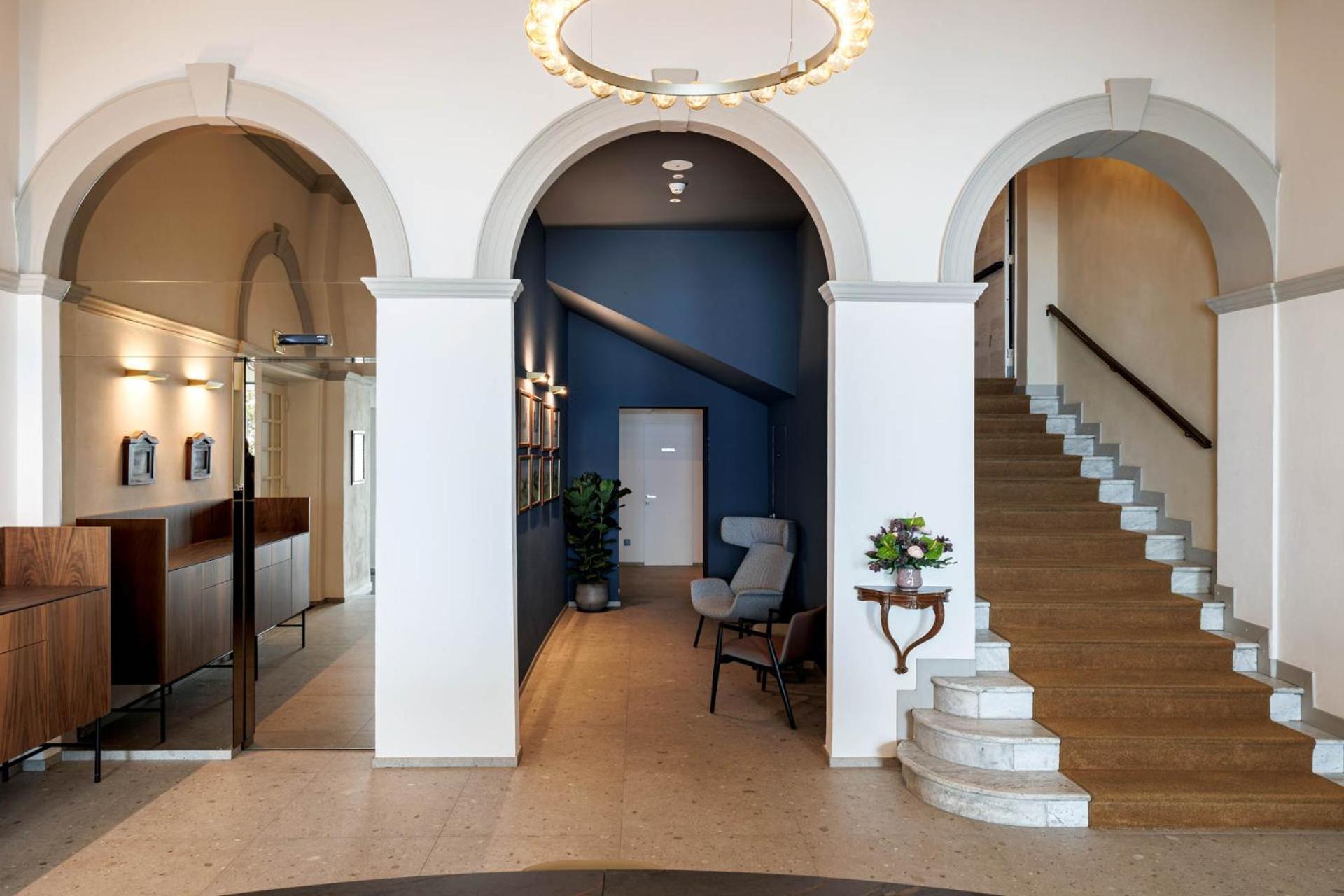 Hotel Royal Victoria, By R Collection Hotels Варена Екстериор снимка
